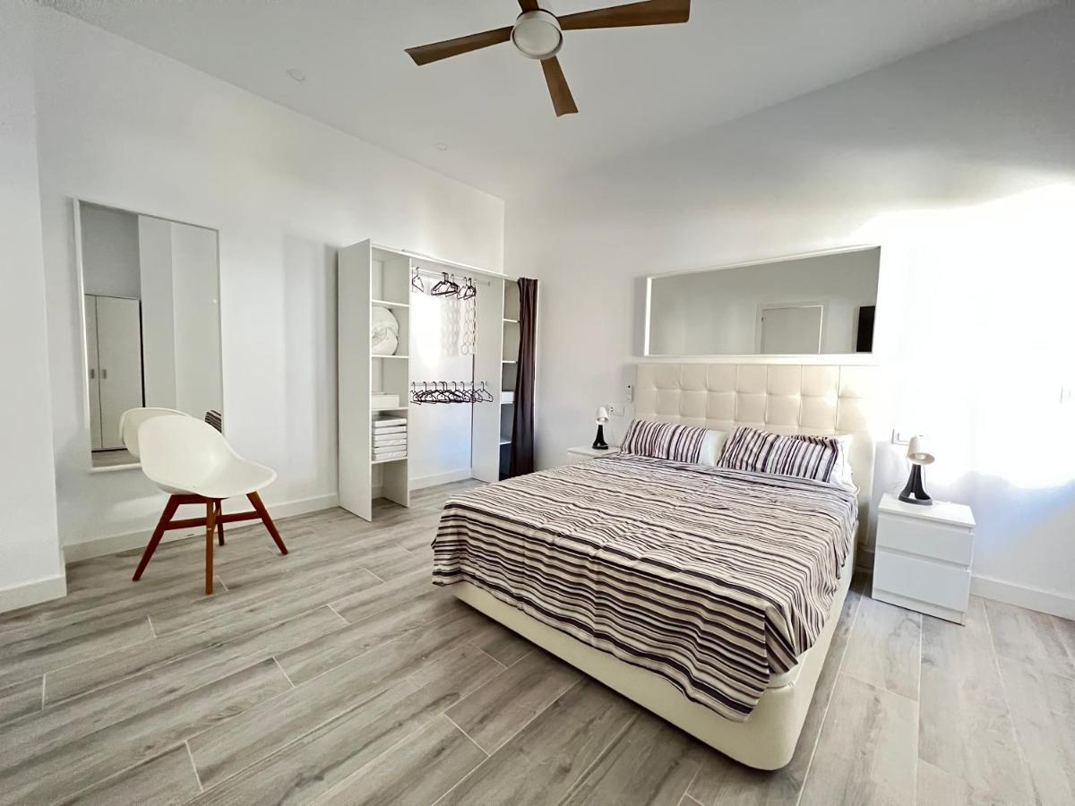 Playa De La Misericordia Malaga Ngoại thất bức ảnh